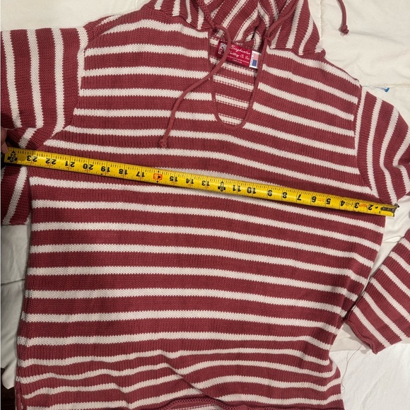 Cozy Red and White Cowl Neck Sweater - Picture 7 of 7